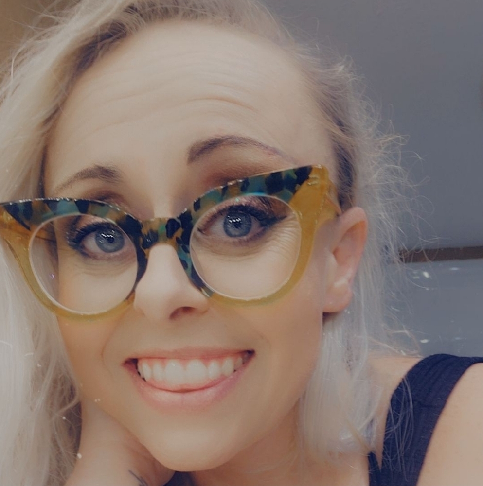 Meet your Posher, Mandy